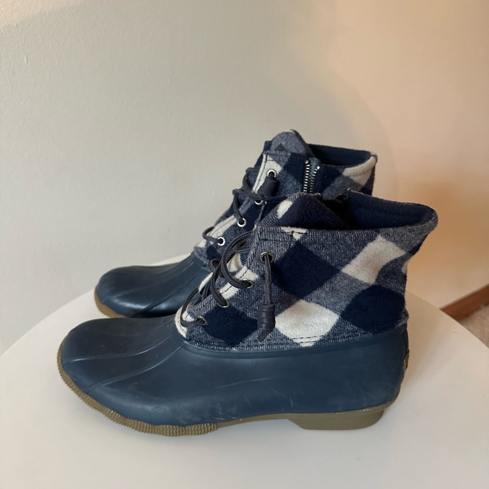 Sperry Blue and White Winter Boots